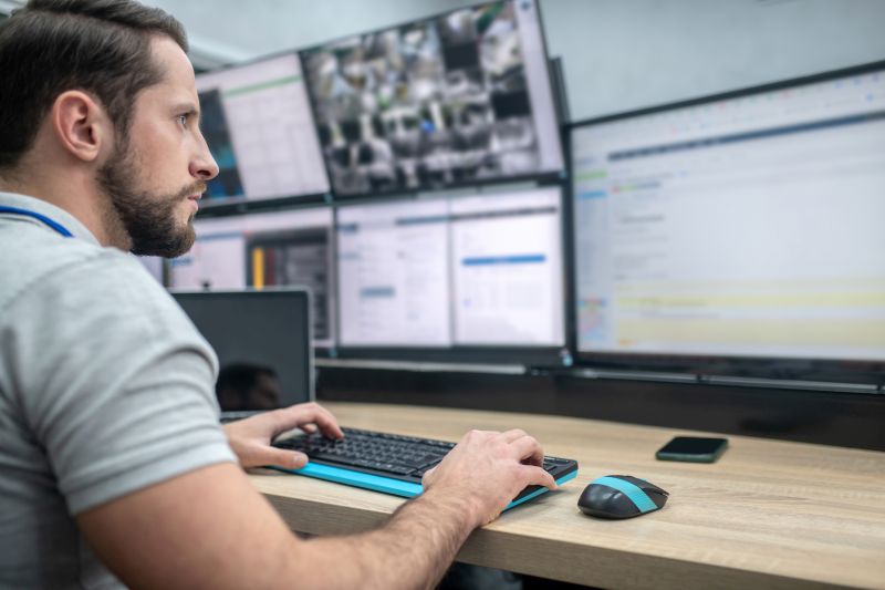 Mitarbeiterexzess Datenbankabfrage